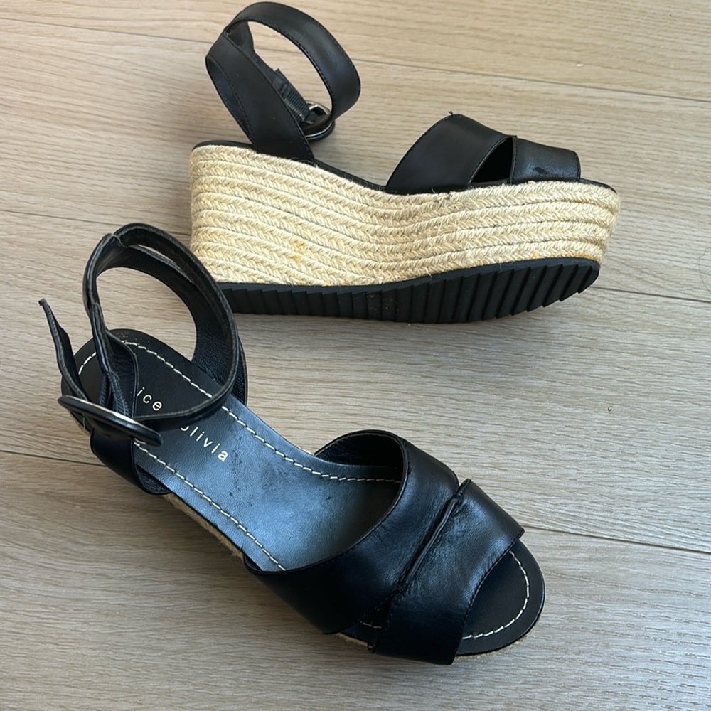 ALICE & OLIVIA * ROBERTA WEDGE SANDAL